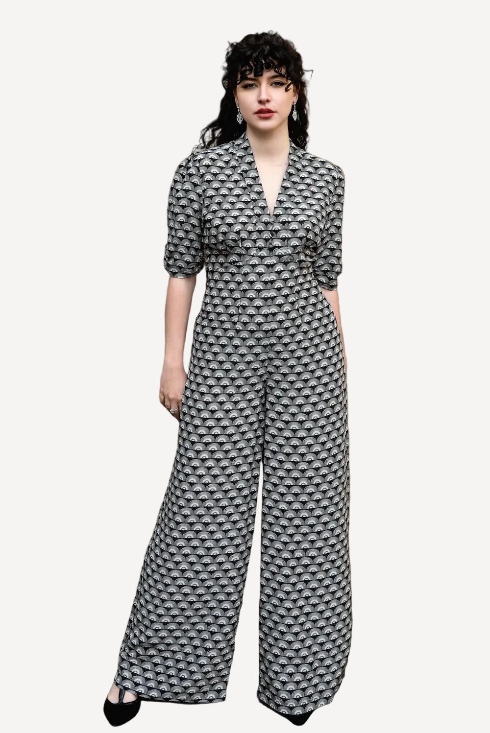 Mabel jumpsuit in black fan print