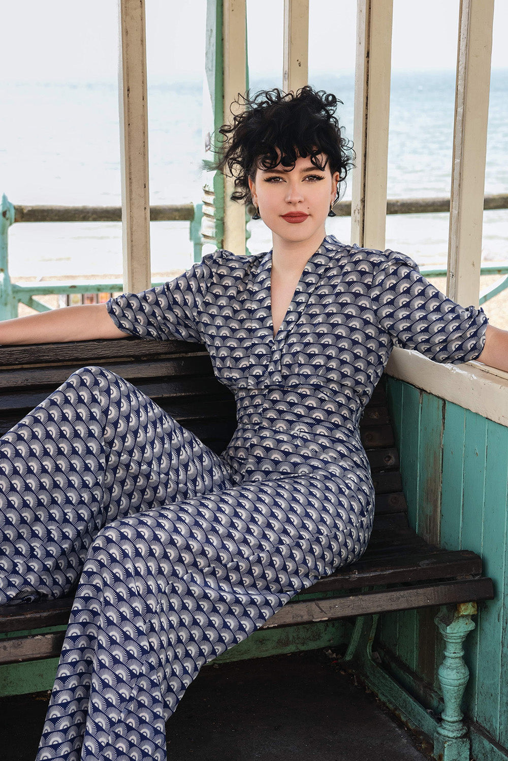 Mabel jumpsuit in navy fan print
